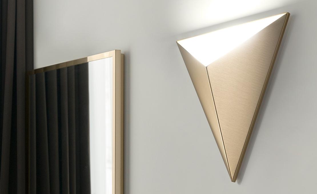 Настенный Светильник от фабрики CVL Luminaires модель Tetra Wall Lamp
