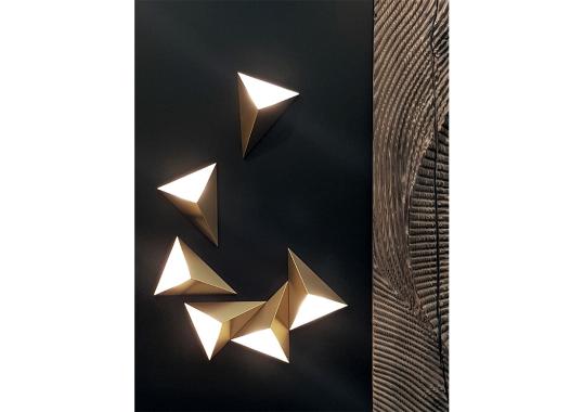 Настенный Светильник от фабрики CVL Luminaires модель Tetra Wall Lamp