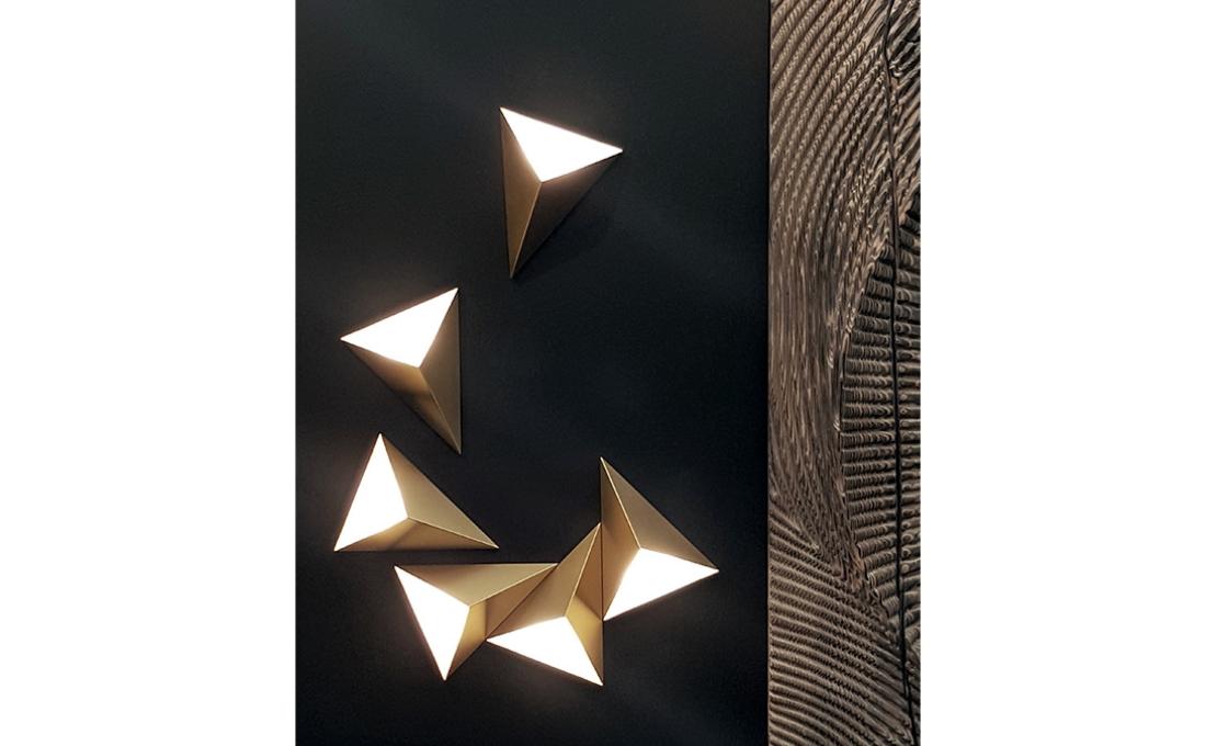 Настенный Светильник от фабрики CVL Luminaires модель Tetra Wall Lamp