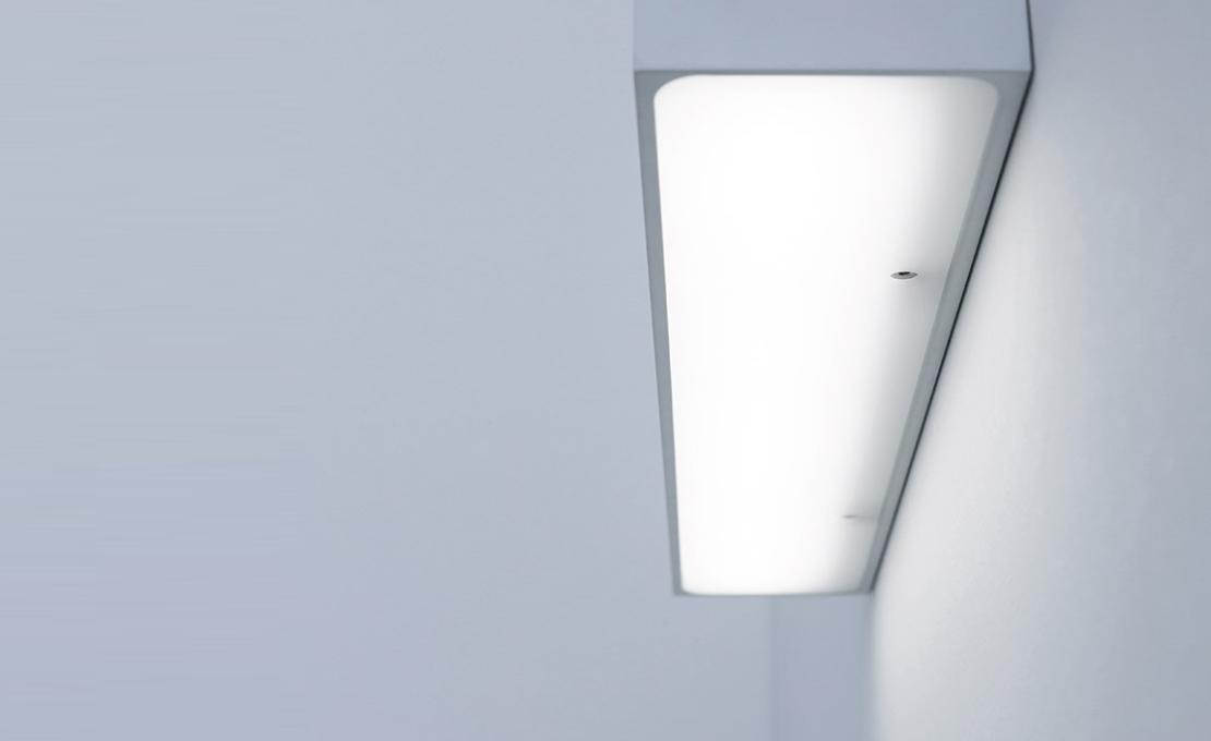 Настенный Светильник от фабрики Davide Groppi модель 1A3310300.