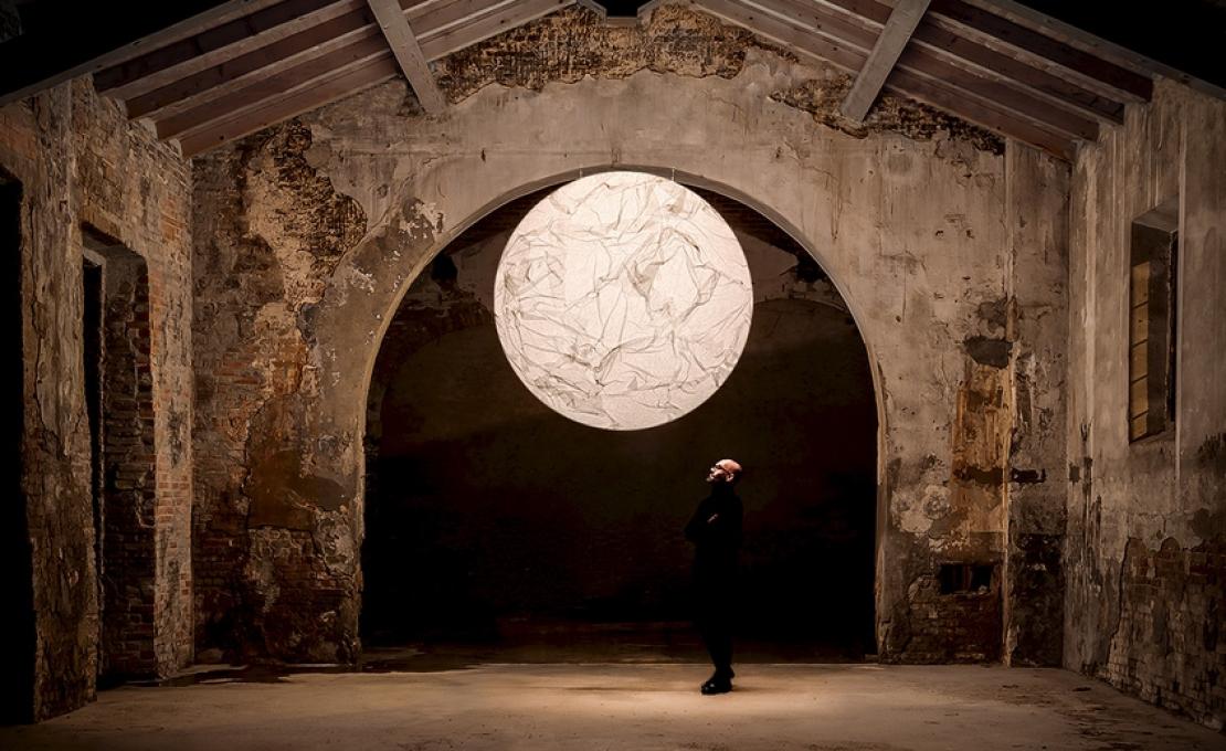 Подвесной светильник от фабрики Davide Groppi модель Moon 120/200 Pendant Lamp