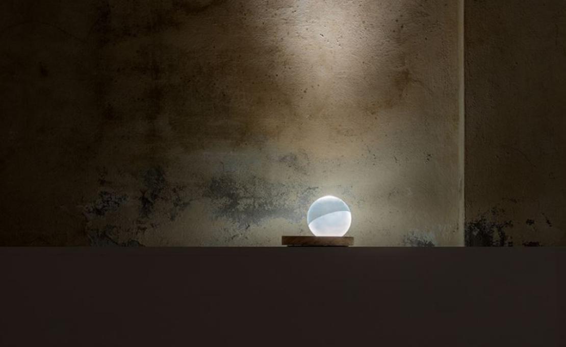 Настольная лампа от фабрики Davide Groppi модель 1A2600000.30.06