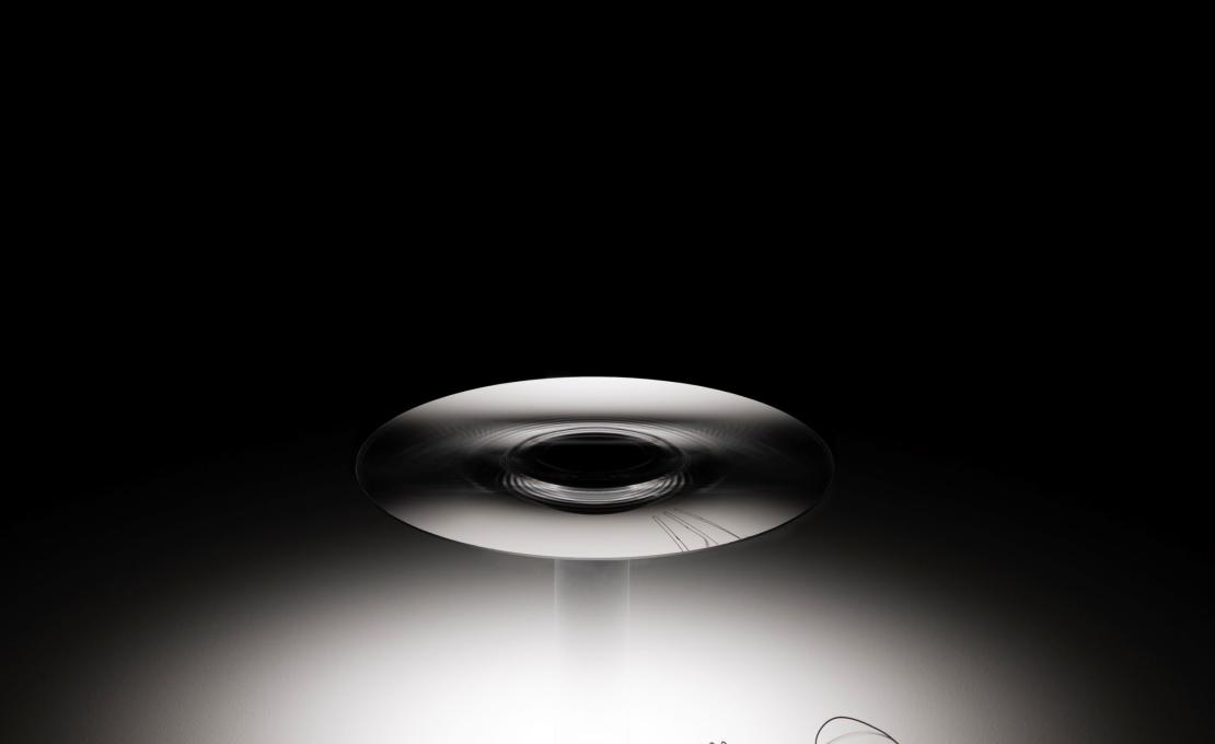 Настольная лампа от фабрики Davide Groppi модель 1A4530000A.