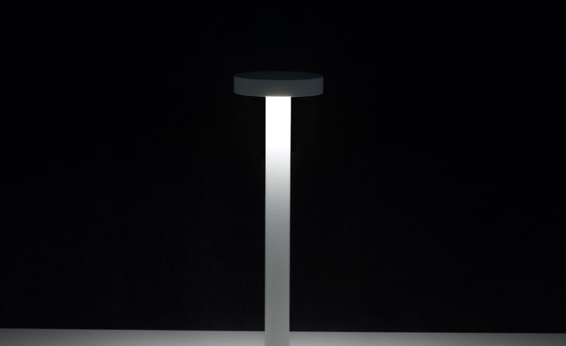 Настольная лампа от фабрики Davide Groppi модель Tetatet Table Lamp