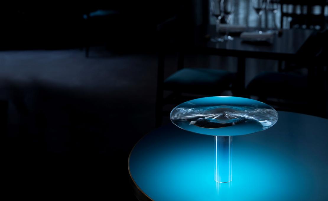 Настольная лампа от фабрики Davide Groppi модель 1A4530000A.