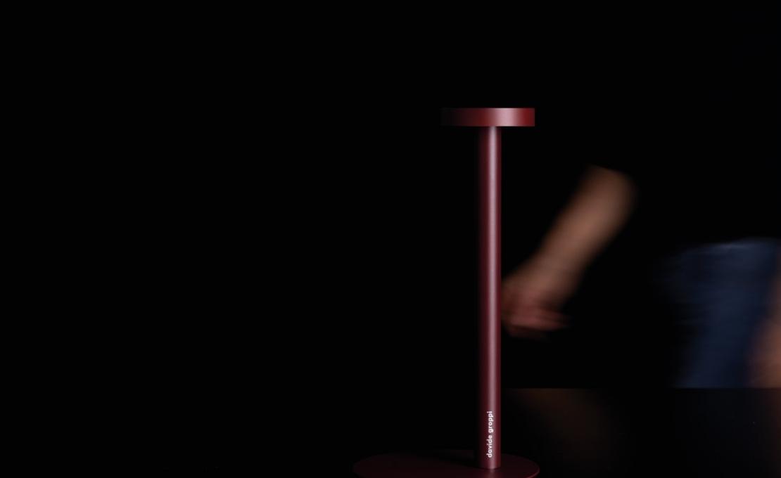 Настольная лампа от фабрики Davide Groppi модель Tetatet Table Lamp