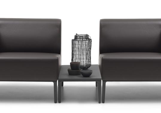 Журнальный столик от фабрики De Sede модель DS-161-