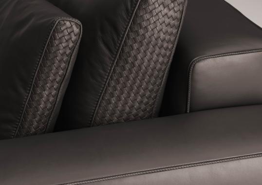 Диван от фабрики De Sede модель DS-247-SOFA