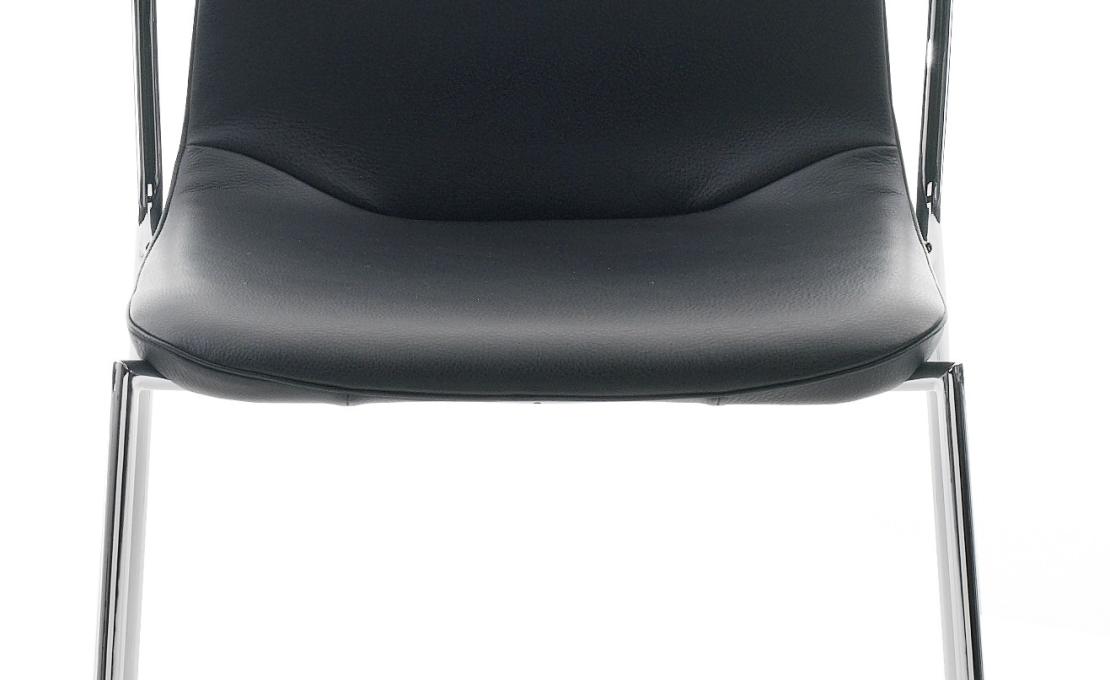 Стул от фабрики De Sede модель DS-717-  WITH ARMREST