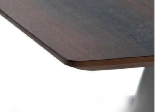 Стол от фабрики De Sede модель DS-790- TABLE 