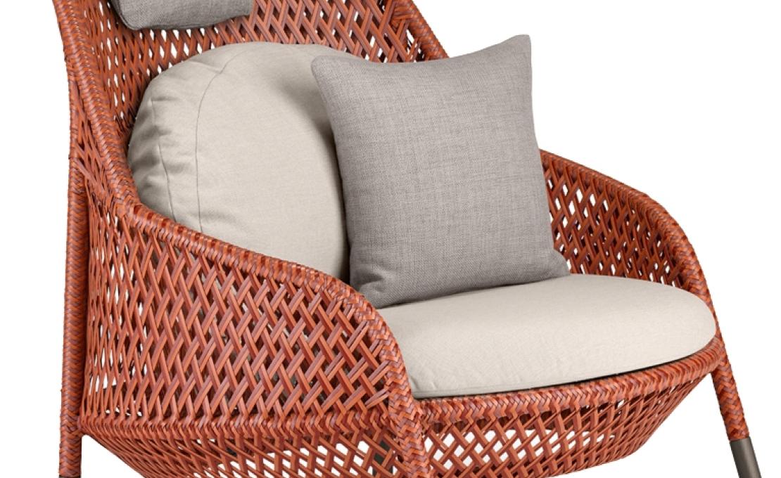 Уличное кресло от фабрики Dedon модель Ahnda Wing 