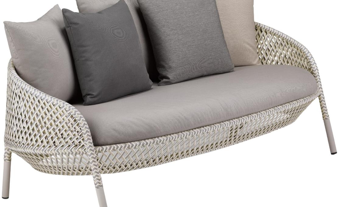 Уличный диван от фабрики Dedon модель Ahnda 2-Seater Sofa