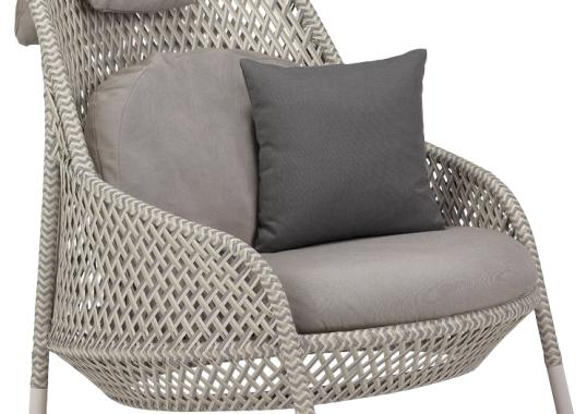 Уличное кресло от фабрики Dedon модель Ahnda Wing 