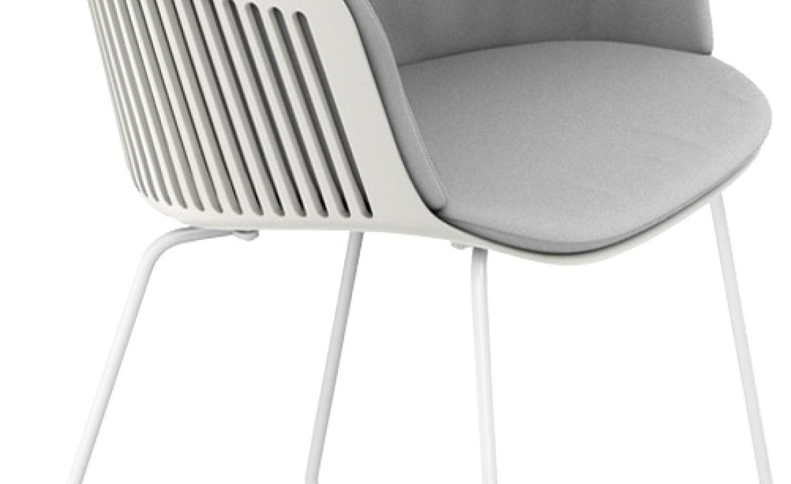 Уличный стул от фабрики Dedon модель AIIR Arm With Slade Base