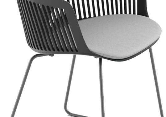 Уличный стул от фабрики Dedon модель AIIR Arm With Slade Base