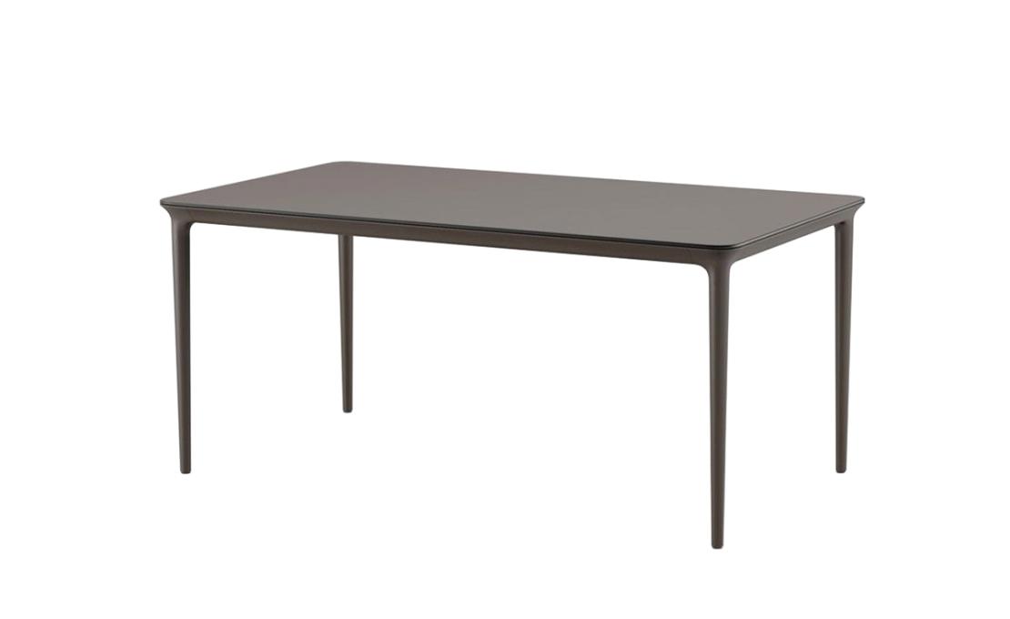 Уличный стол от фабрики Dedon модель Bellmonde Table