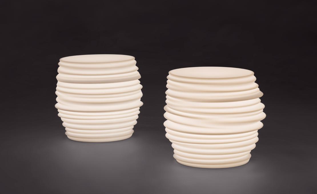 Уличный стол от фабрики Dedon модель Babylon  Side Table