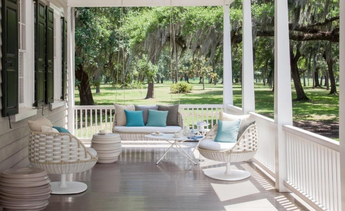 Уличный стол от фабрики Dedon модель 053089