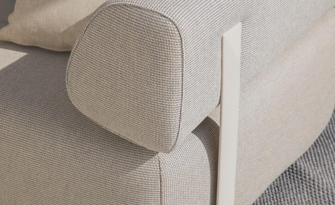 Уличный диван от фабрики Dedon модель Brixx Modular Sofa