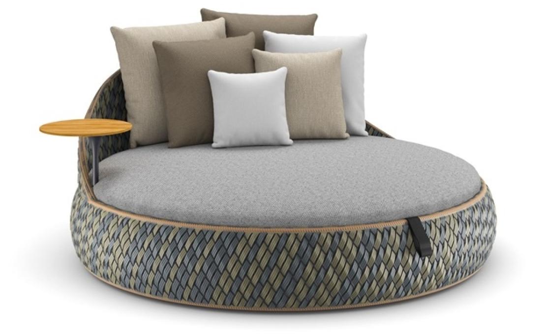 Уличный диван от фабрики Dedon модель Dala Loveseat