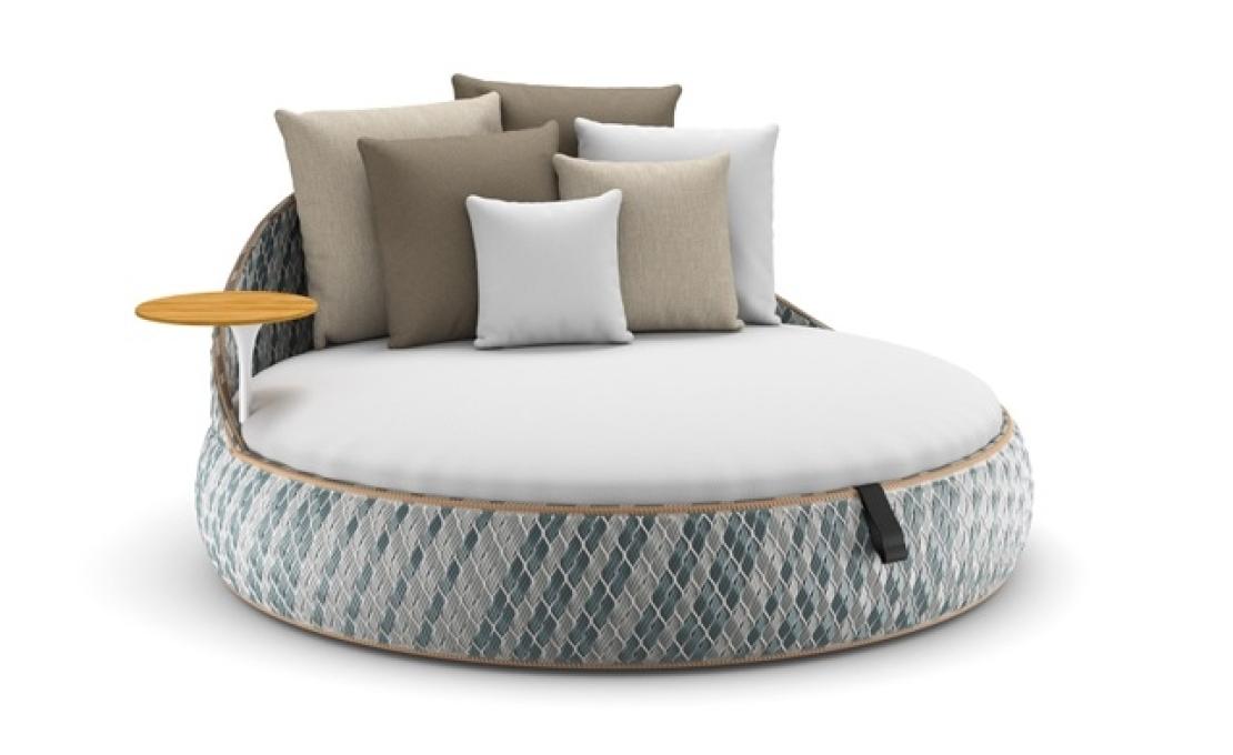 Уличный диван от фабрики Dedon модель Dala Loveseat