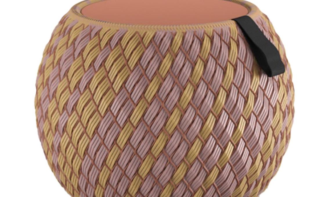 Уличный стол от фабрики Dedon модель Dala  60 