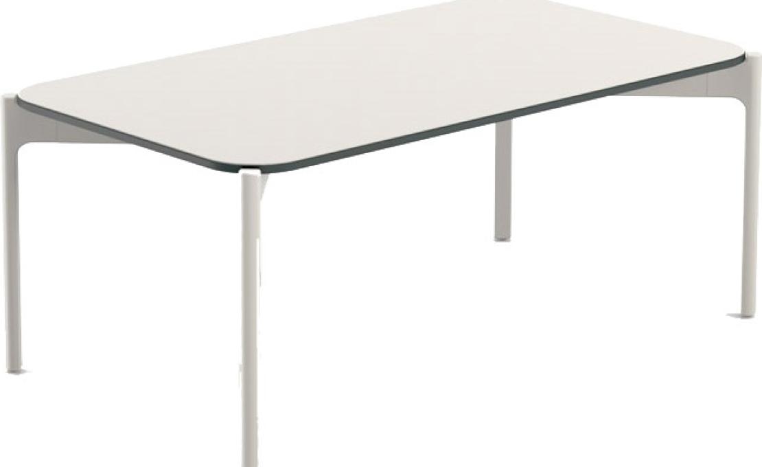 Уличный стол от фабрики Dedon модель Izon 