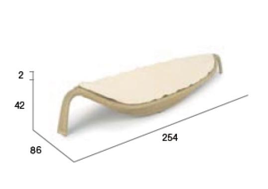 Шезлонг уличныйот фабрики Dedon модель Leaf Beach  