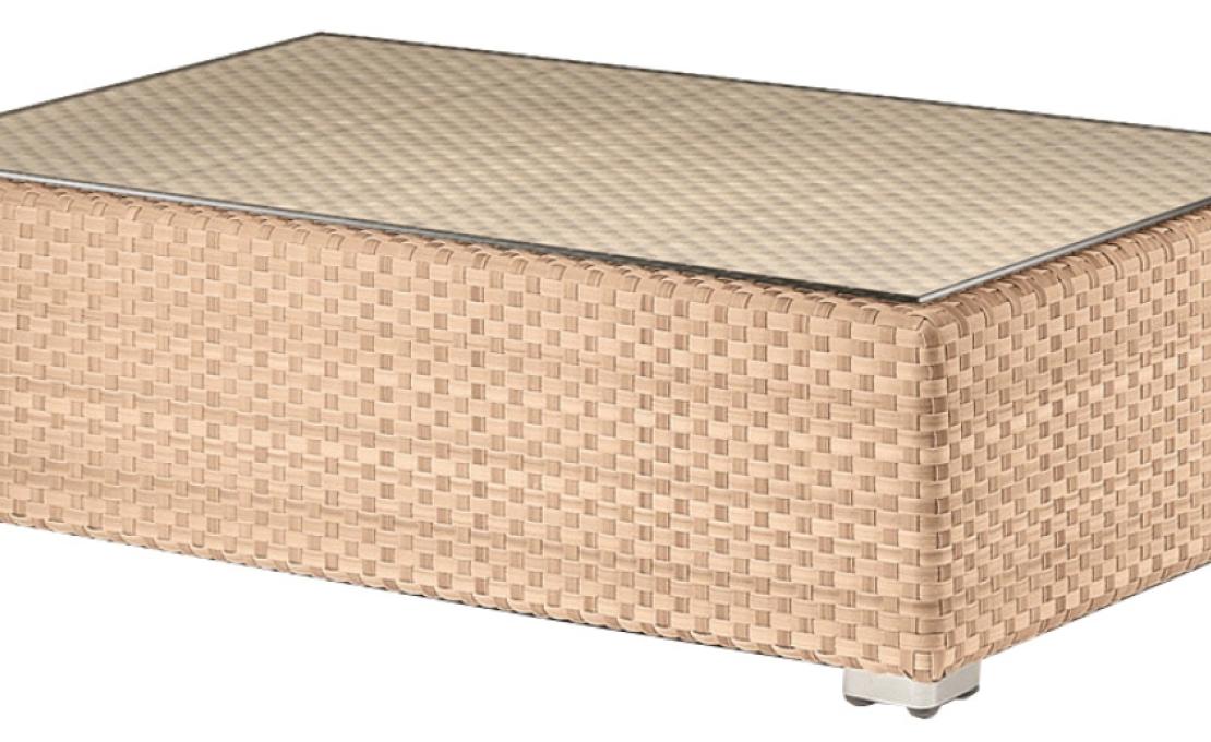 Уличный стол от фабрики Dedon модель Lounge 