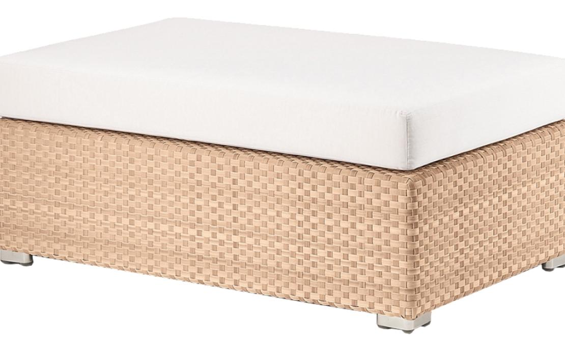 Уличный пуф от фабрики Dedon модель Lounge Foot