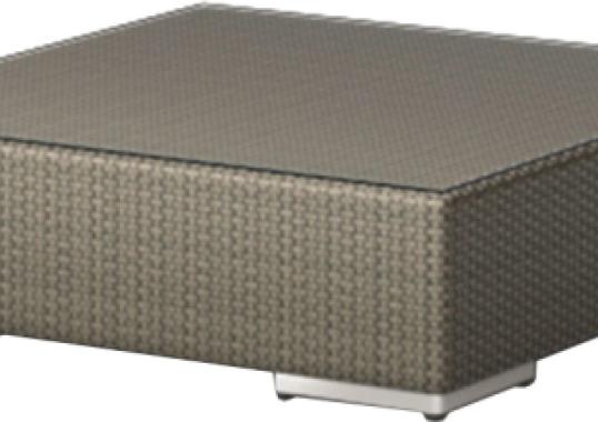 Уличный стол от фабрики Dedon модель Lounge 