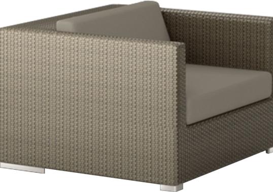 Уличное кресло от фабрики Dedon модель Lounge Arm 