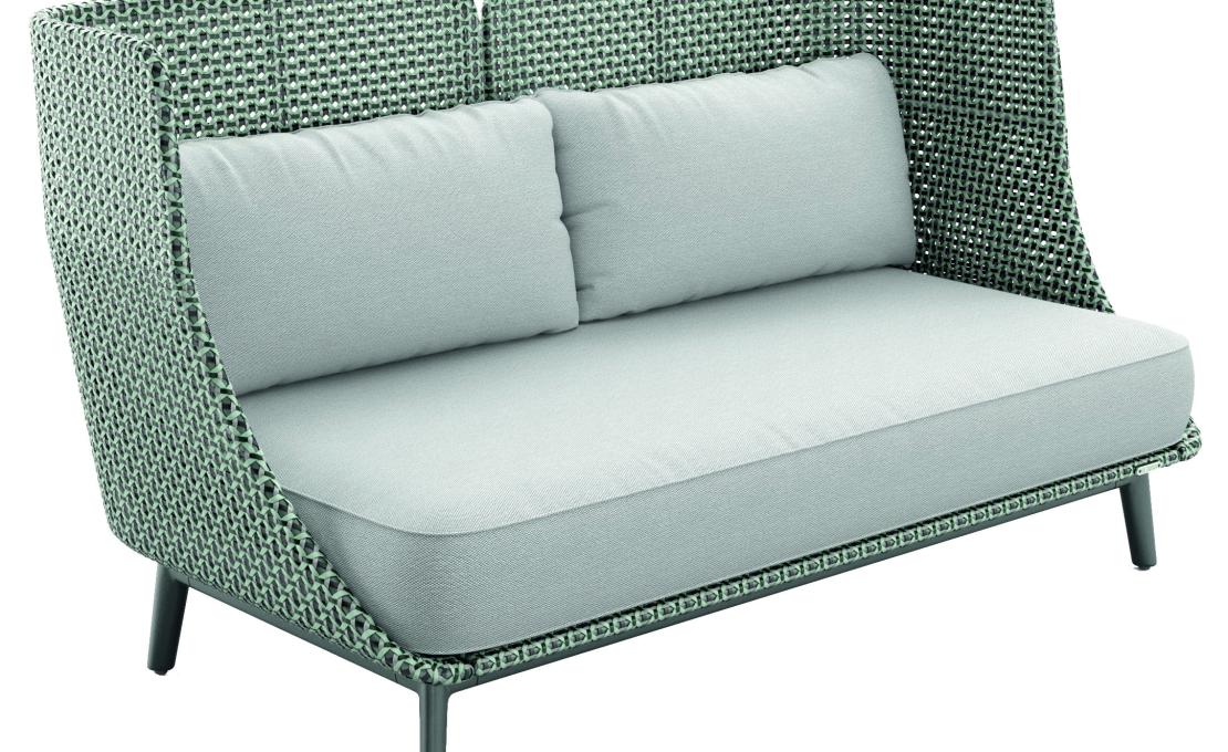 Уличный диван от фабрики Dedon модель Mbarq Sofa