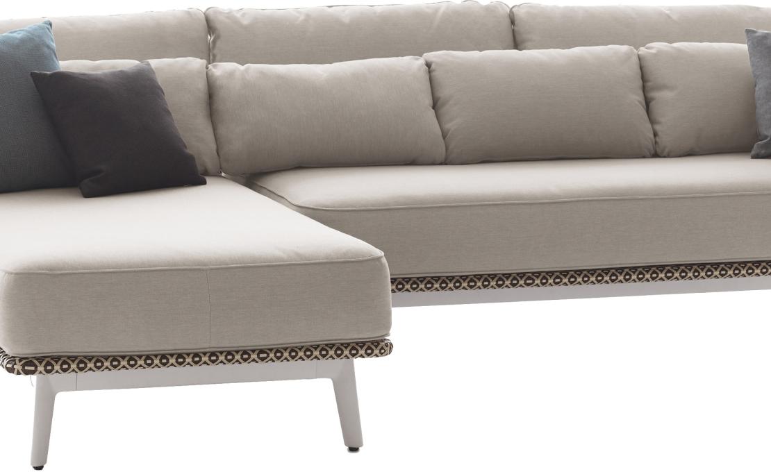 Уличный диван от фабрики Dedon модель Mbarq Modular Sofa