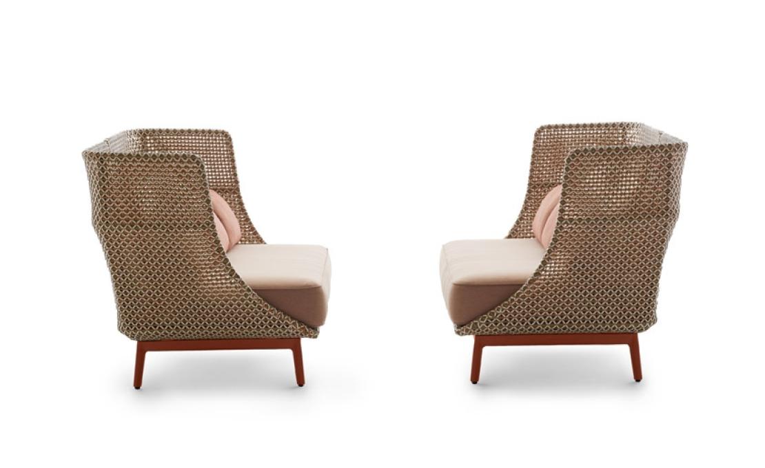 Уличный диван от фабрики Dedon модель Mbarq Sofa