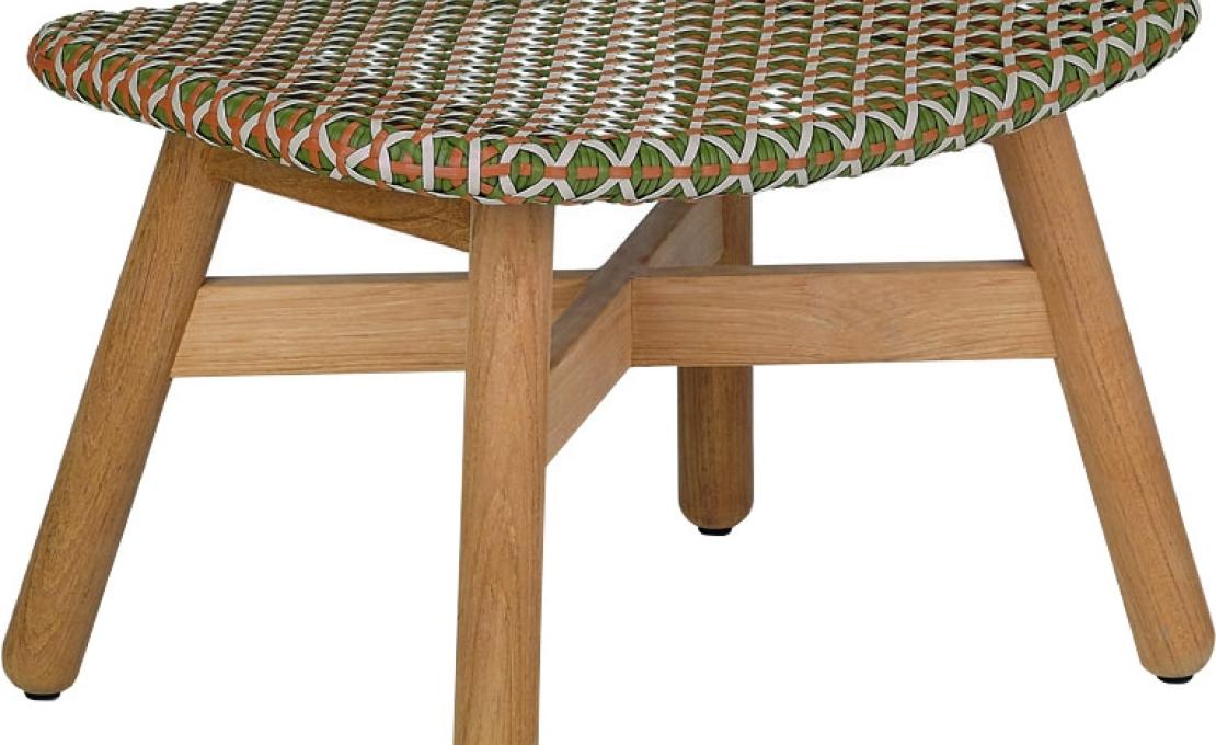 Уличный пуф от фабрики Dedon модель Mbrace Foot