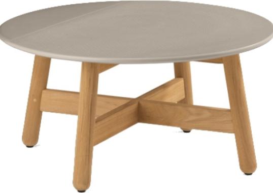 Уличный стол от фабрики Dedon модель Mbrace 