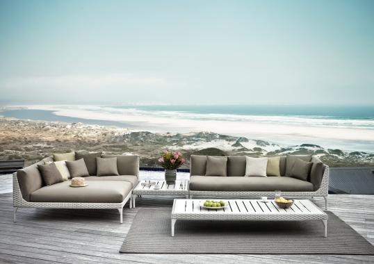 Уличный диван от фабрики Dedon модель Mu Modular Sofa