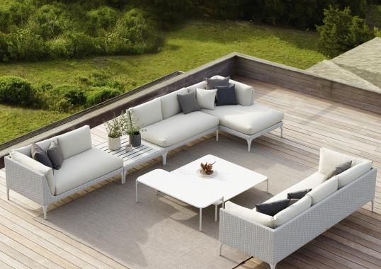 Уличный диван от фабрики Dedon модель Mu Modular Sofa