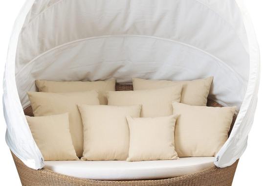 Уличный диван от фабрики Dedon модель Orbit Loveseat 