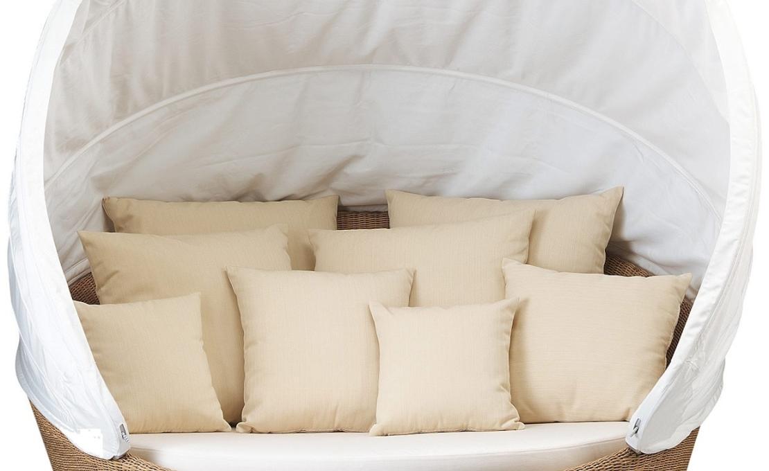 Уличный диван от фабрики Dedon модель Orbit Loveseat 