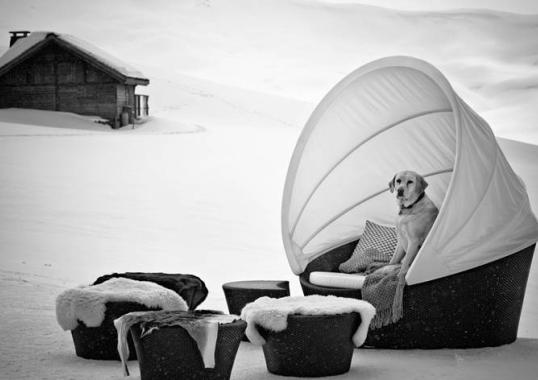 Уличный диван от фабрики Dedon модель Orbit Loveseat 