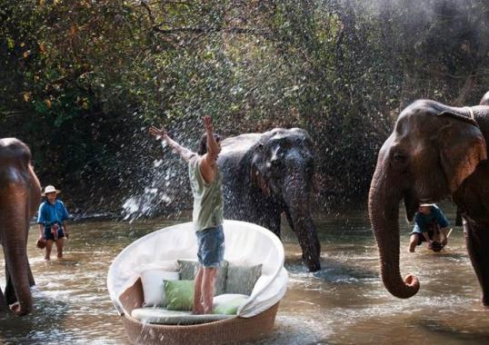 Уличный диван от фабрики Dedon модель Orbit Loveseat 