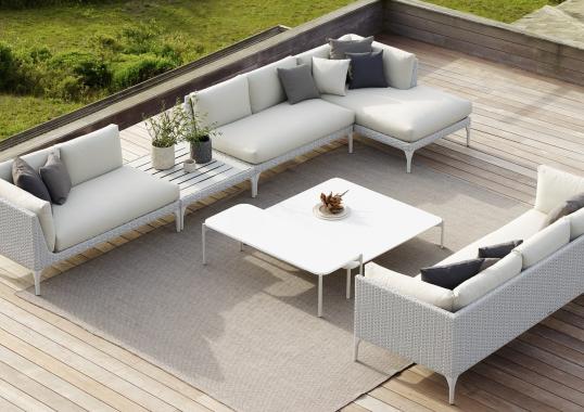 Уличный диван от фабрики Dedon модель Mu Modular Sofa