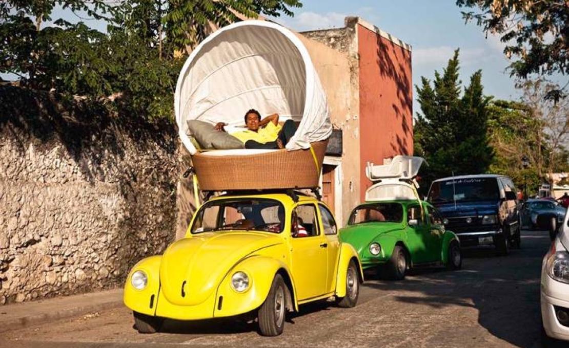 Уличный диван от фабрики Dedon модель Orbit Loveseat 