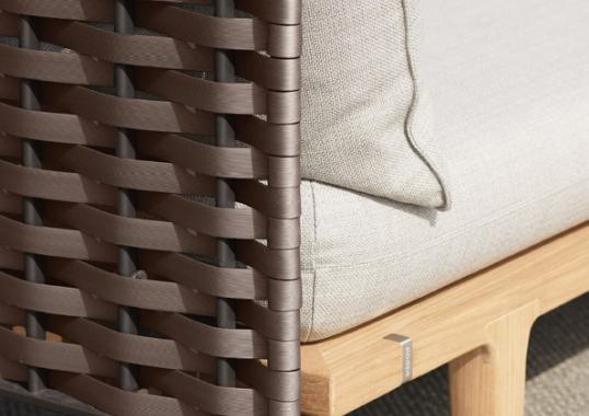 Уличный диван от фабрики Dedon модель Sealine Sofa