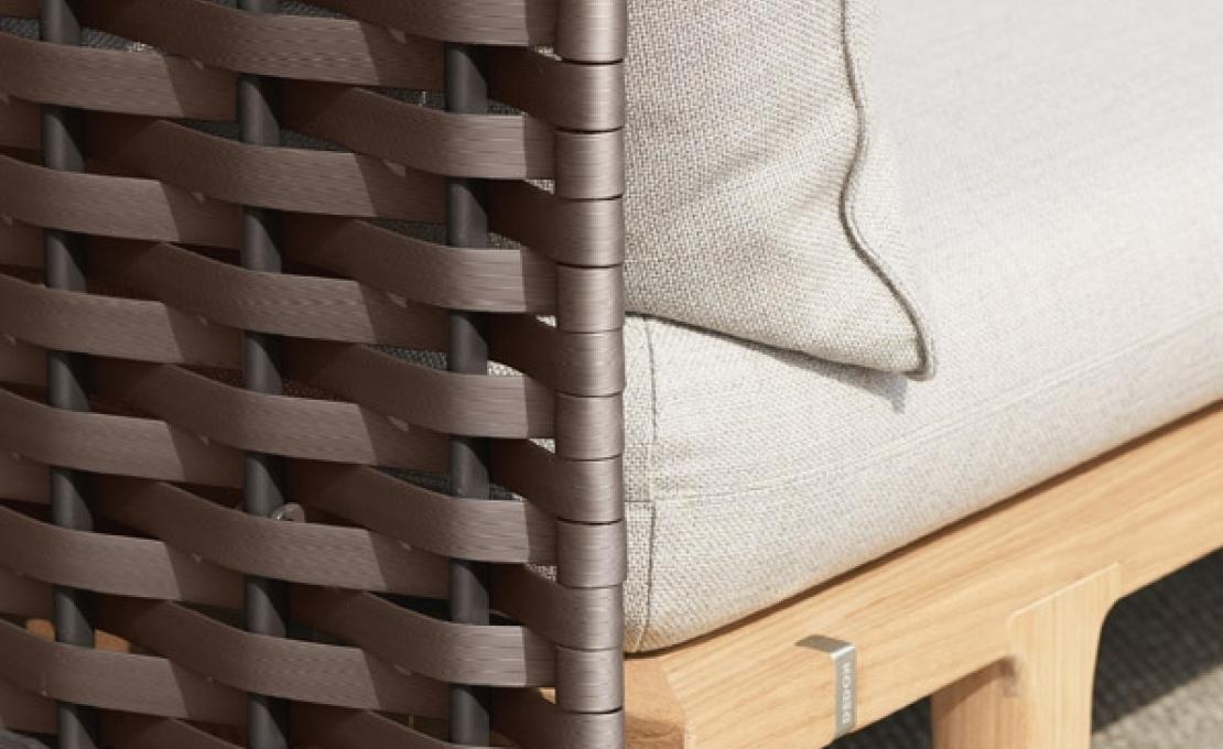 Уличный диван от фабрики Dedon модель Sealine Sofa