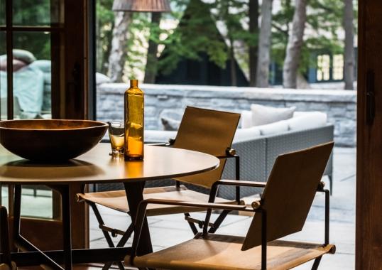 Уличный стол от фабрики Dedon модель SeaX Dining Table