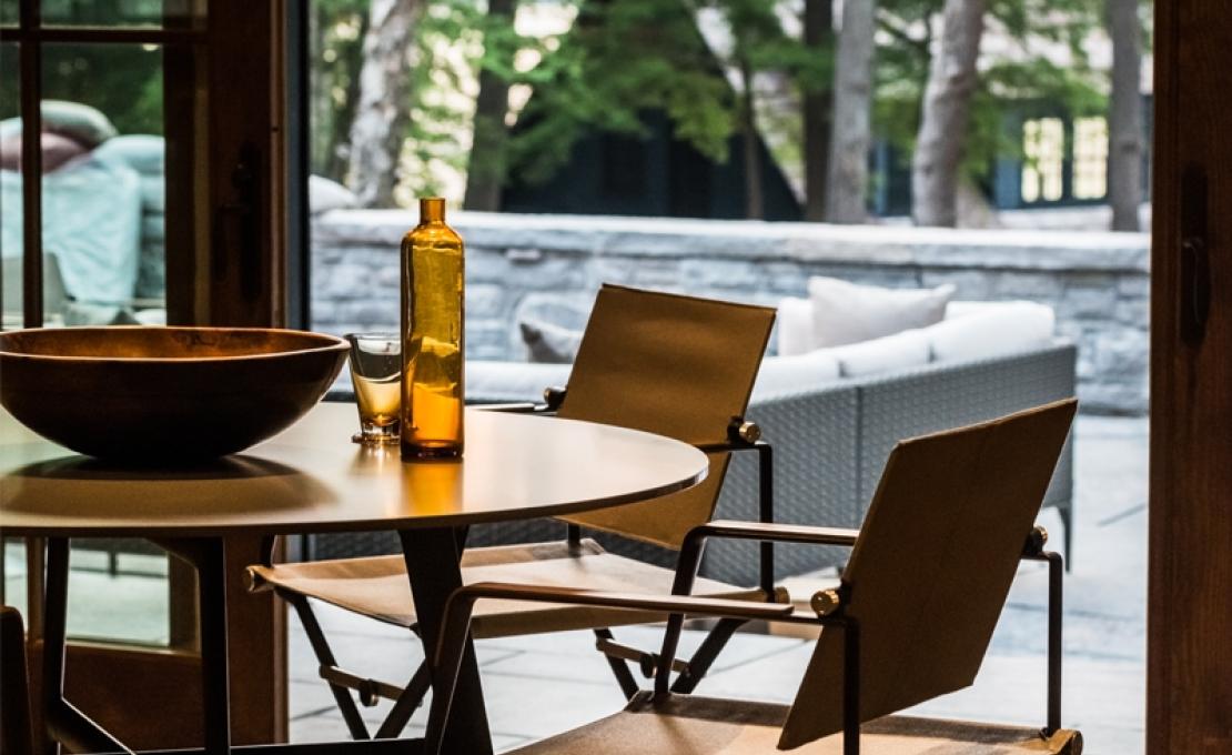 Уличный стол от фабрики Dedon модель SeaX Dining Table