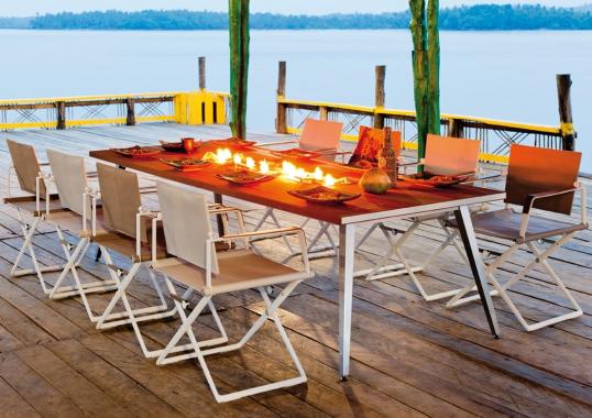 Уличный стол от фабрики Dedon модель SeaX Dining Table